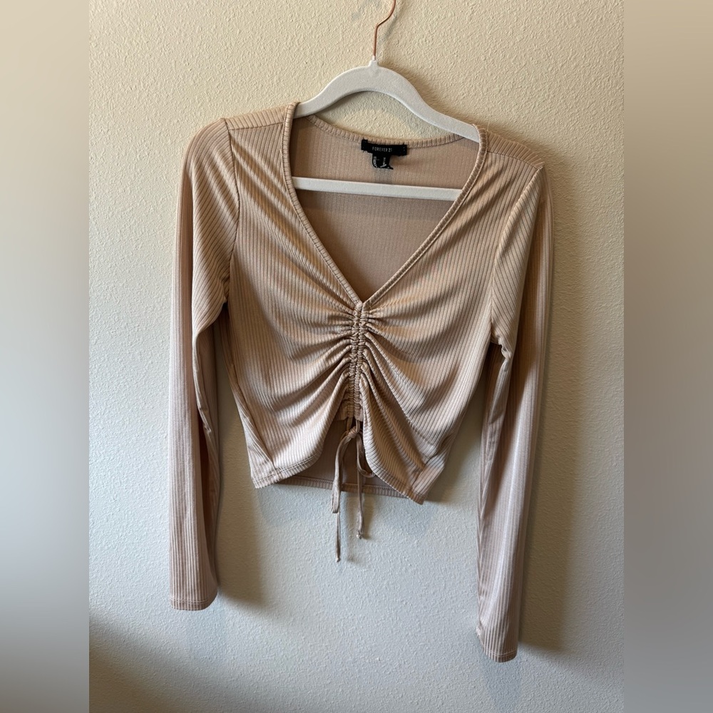 Forever 21 Ruched V-Neck long sleeve crop top